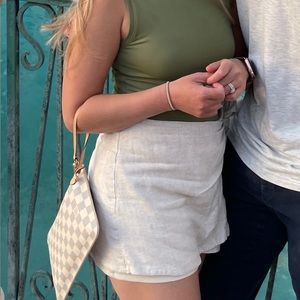 Linen skort with tie detail